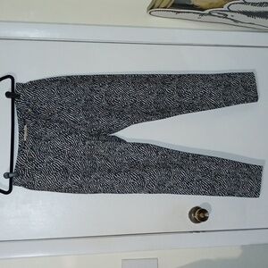 Michael Kors BLK/White Wave Pattern Leggings